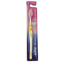 ORAL B EVERYDAY CARE SENSITIVE & GUMS TOOTH BRUSH